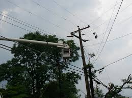 bucket-truck-aerial-lift